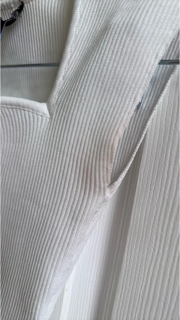 Sincerely Jules White Ribbed Crop Top - Image 3