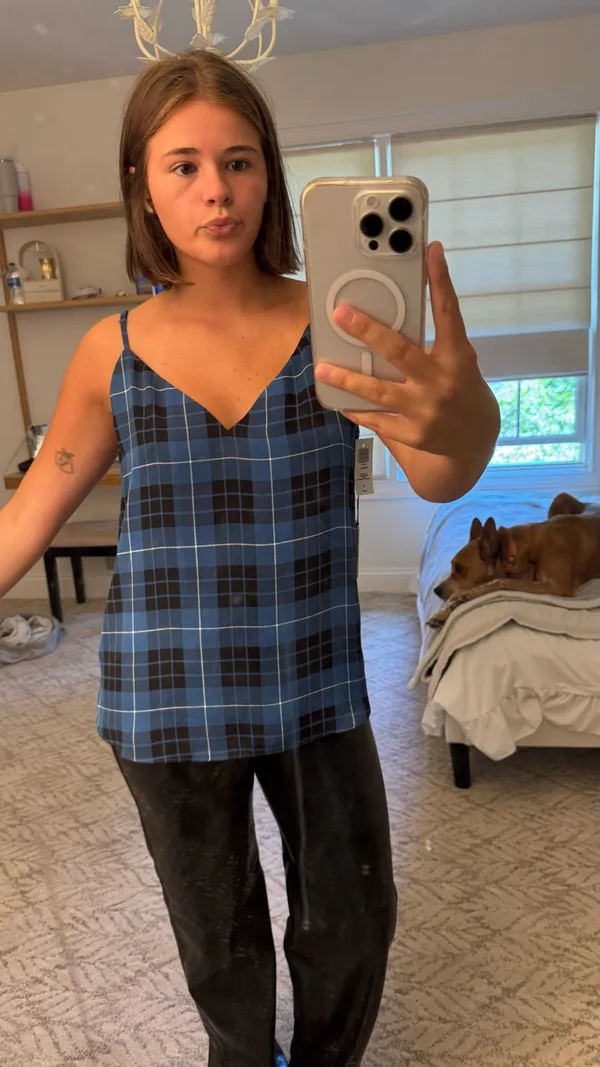 Aritzia Babaton Tank - Image 2