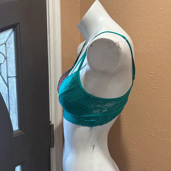 Pink Victoria’s Secret teal bralette - Image 3