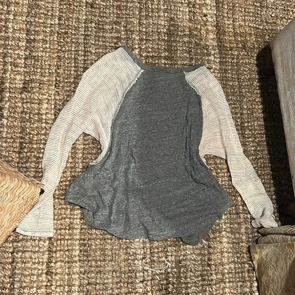 Free People We The Free Bull Skull Embroidered Raglan Long Knit Sleeve Gray Top Size Medium - Image 9