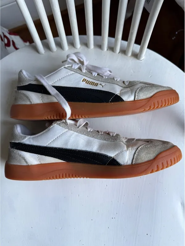 Puma Classic Suede and Leather Sneakers Size US 6.5 - Image 7