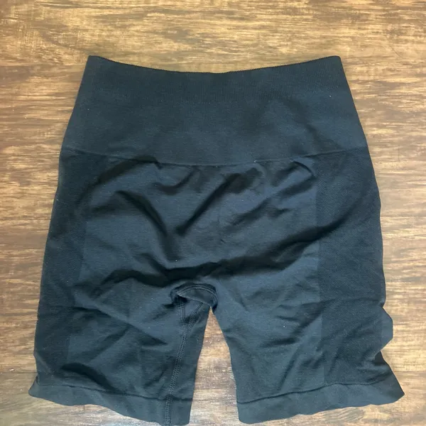 Biker Amazon Shorts Black - Image 2