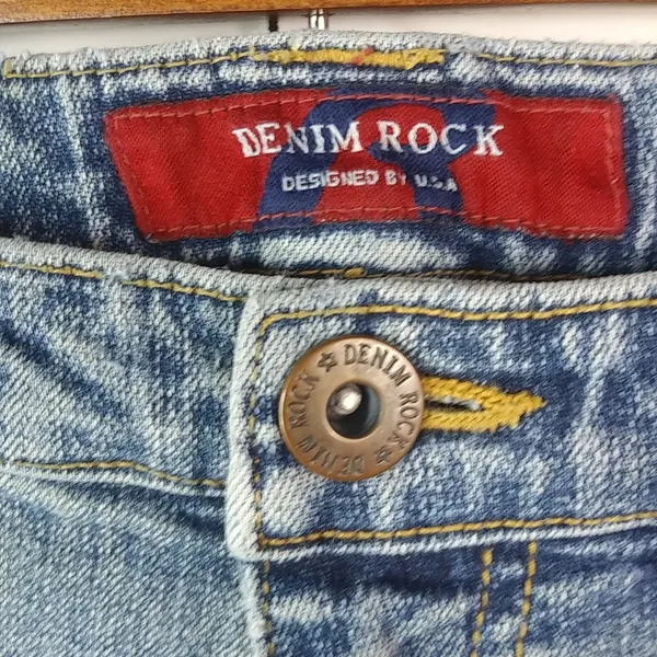 Denim Rock 5 28x30 Y2K Low Rise Medium Wash Flare Jeans - Image 8