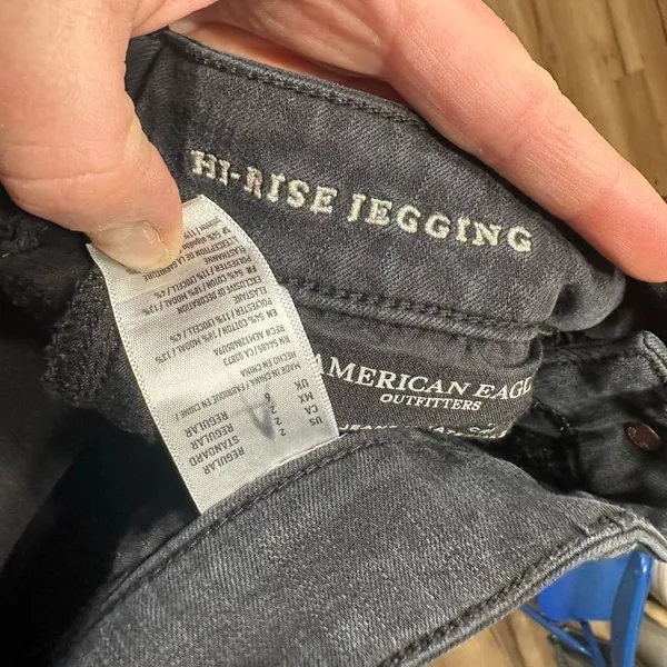 American Eagle black high rise jeggings 2 normcore jeans - Image 2