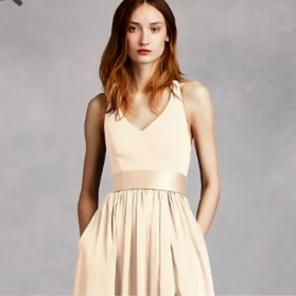 White by Vera Wang Cream Chiffon V Neck Cross Back Full Length Gown Size 4 - Image 2