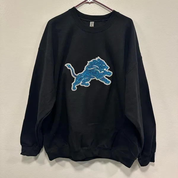 Detroit LionsNFL Black Sweatshirt with sequin sparkle Blue Lion Logo! Size XXL - Image 4