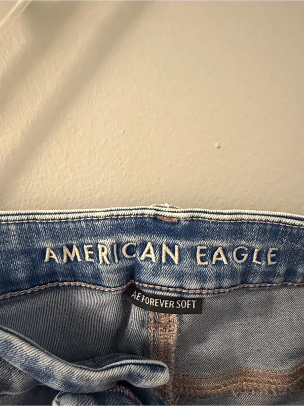 American Eagle Forever Soft Super Hi-Rise Distressed Jeggings Size 8R - Image 4