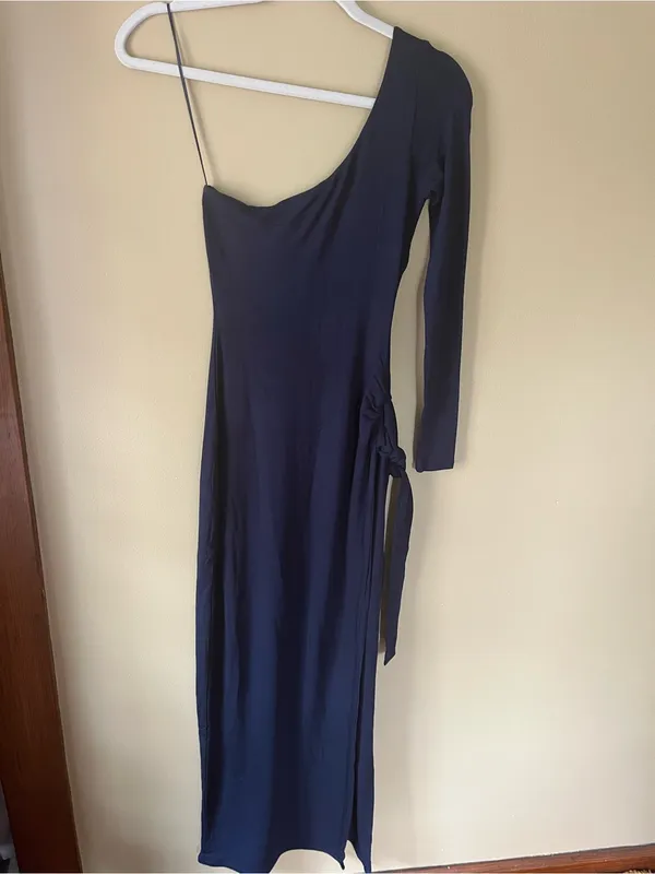 NWOT naked wardrobe One-Shoulder Navy Maxi Dress with Cutout - Image 3