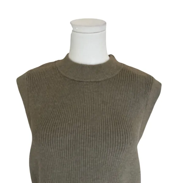 A New Day x Target - NWY Olive Green Ribbed Mock Neck Sweater Vest Sz M - Image 3