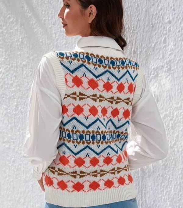 Women's Sleeveless Sweater Vest Plaid Geo Chunky Cable Knit Sweater Crop - Image 5