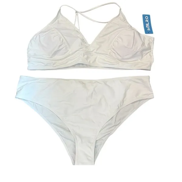 Chic Cream Bikini Set White Size undefined - Image 9