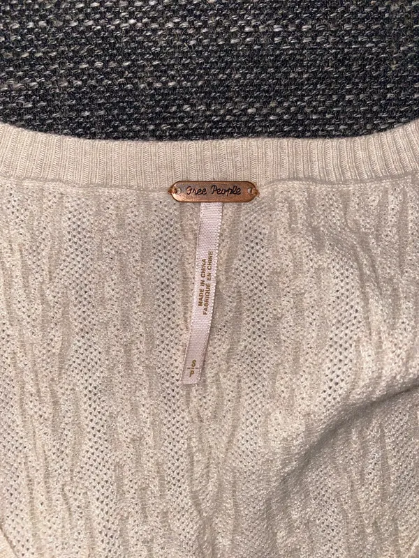 Free People cream knit sweater - Image 4