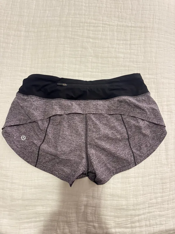 Speed Up Lululemon Size 4 2.5" Grey - Image 2