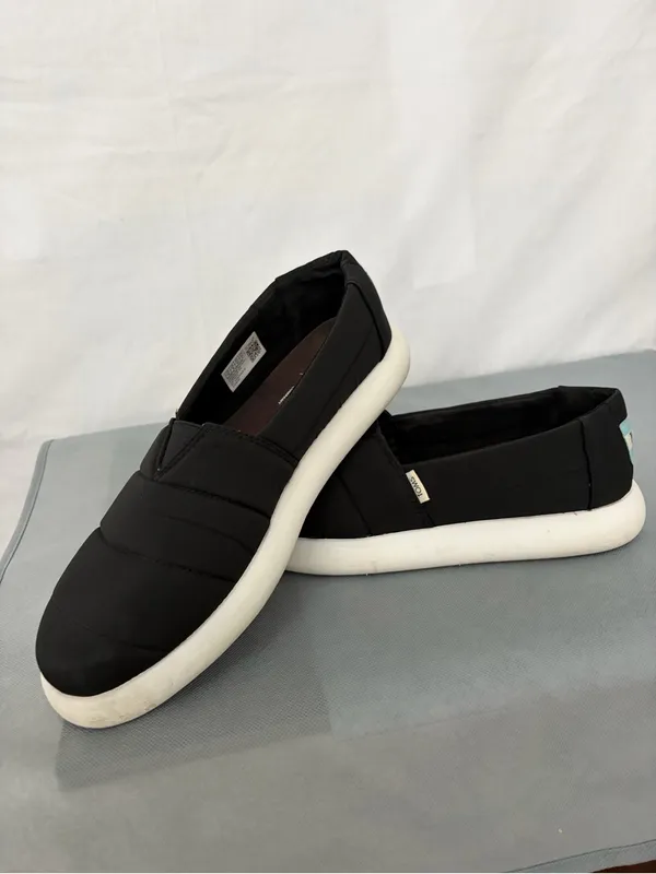 TOMS Alpargata Mallow Puff Black Women’s Slip-Ons Size 10 (B241) - Image 4