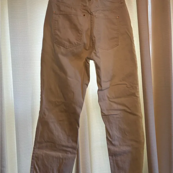 Women’s Zara white Jeans with raw hem - Image 2