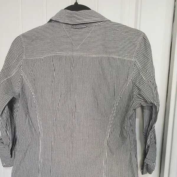 TOMMY Hilfiger  striped Blouse Size M - Image 3