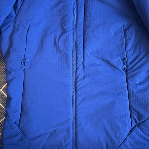 The North Face Ventrix Insulated Jacket Women L Winter Après Ski Cabin Hiking Wa - Image 7