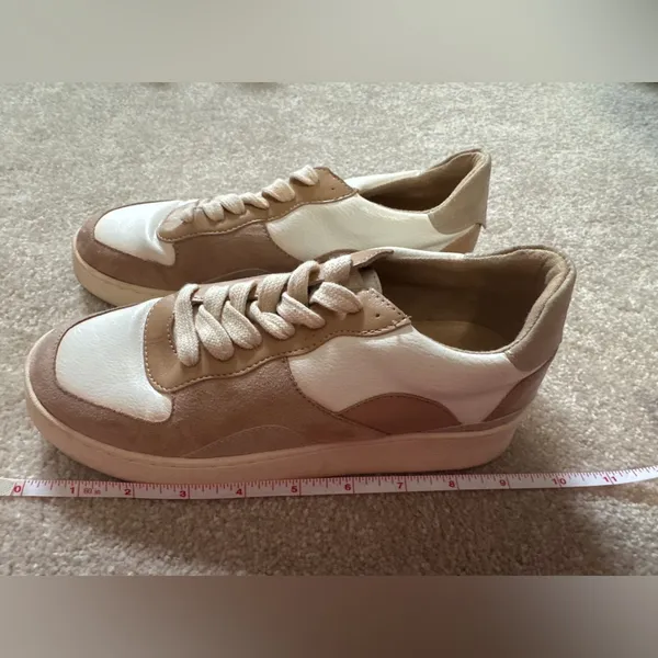 Red Dress Boutique Oasis Society Tan Colorblock Lace Up Front Skate Shoes - Image 6