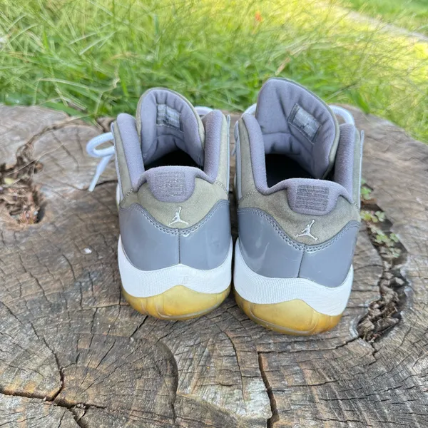Nike Air Jordan Retro 11 Low Cool Grey Pre-Owned Size 12 - Image 4