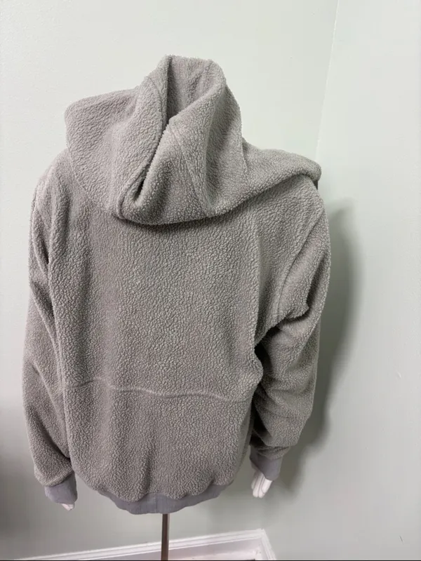 Patagonia Salt Grey Shearling Hoody Large - Image 7
