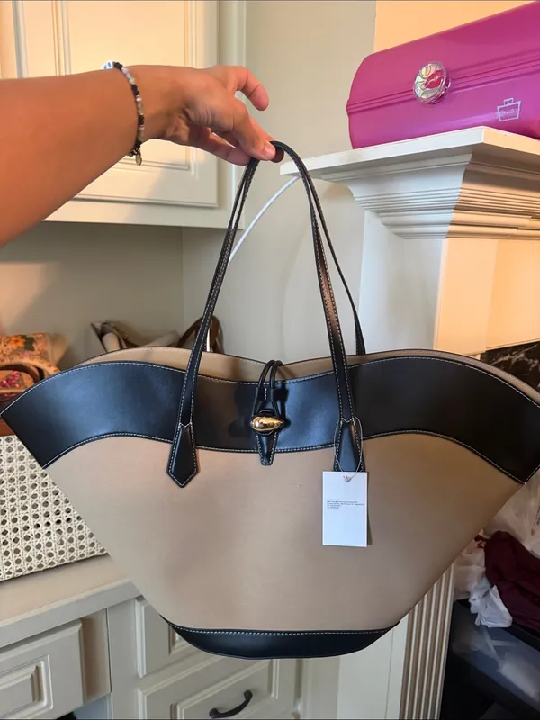 H&M NWT Large oversized Beige Black Structured canvas Tote Bag gold button - Image 3