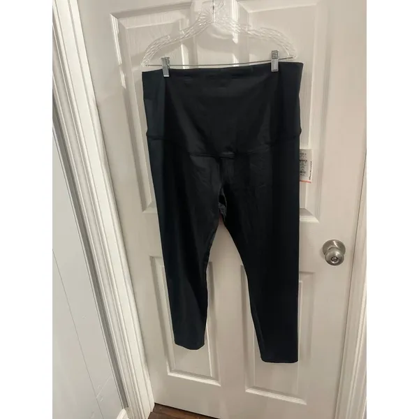 Motherhood Maternity Active Leggings Black Size XL New With Tags - Image 4
