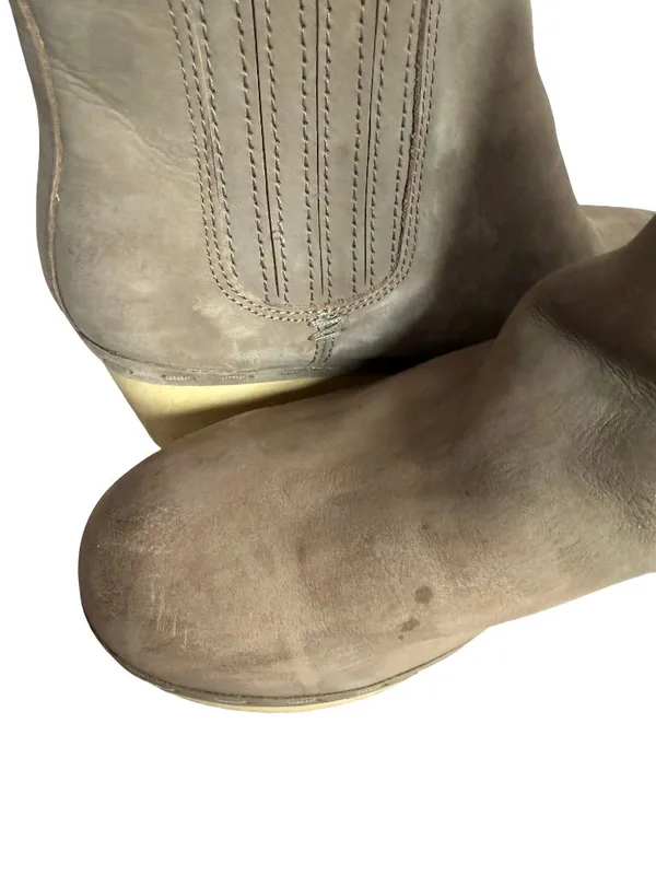 Frye & Co. Odessa Chelsea Boots High Heel Nubuck Leather Taupe Size 8.5 Women's - Image 10