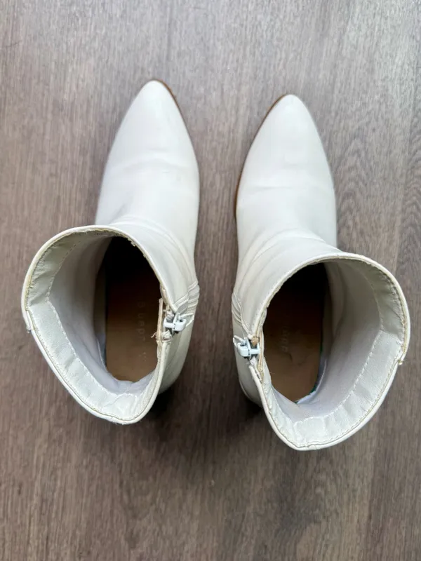 Madden Girl White Block Heel Ankle Boots - Image 3