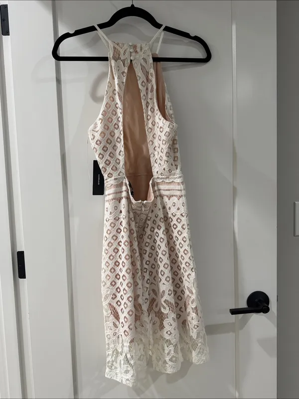 Lulus Lace Halter Bodycon Dress in Blush new - Image 5