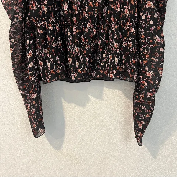 Sadie & Sage Textured Chiffon Floral Print Puff Sleeve Top Peasant Size‎ M - Image 8