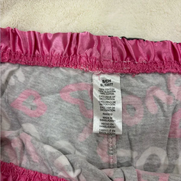 Pink and Black Love Print Women's Sleep Shorts - Image 2