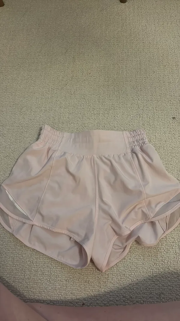 Light Pink Lululemon Hotty Hot Shorts 4" High-Rise - Image 3