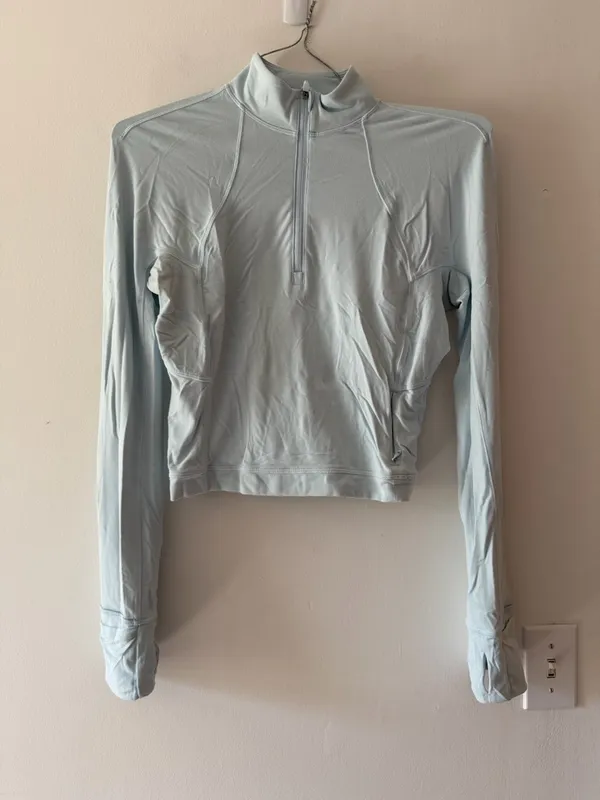 Lululemon Its Rulu Run Cropped Half Zip in Powder Blue Size 8 Athletic Pullover - Image 3