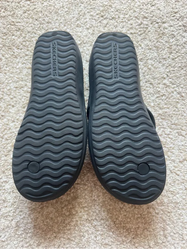 Skechers Foamies - Image 2