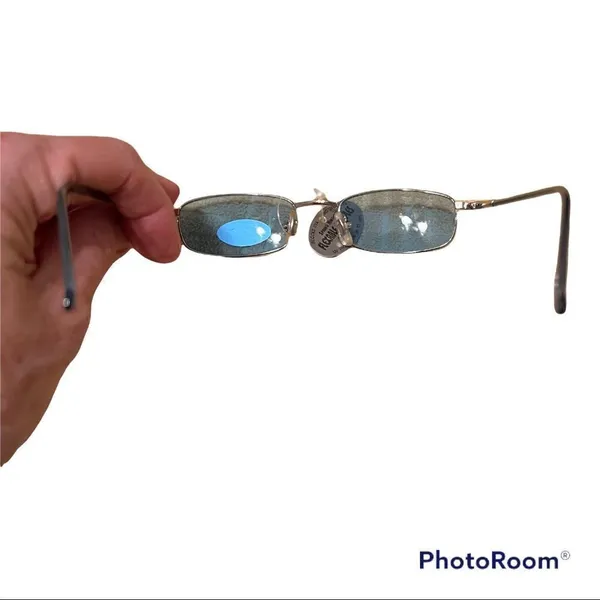 NWT unbranded sunglasses with metal frames - Image 3