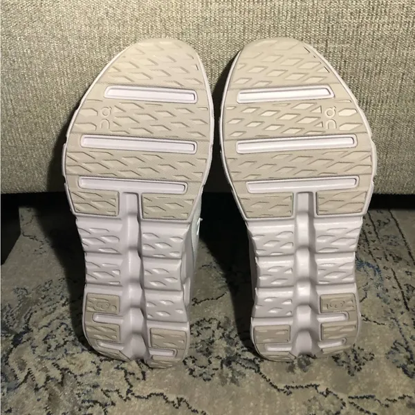 On Cloudtilt Sneakers in Sand lavender Size 9 - Image 7
