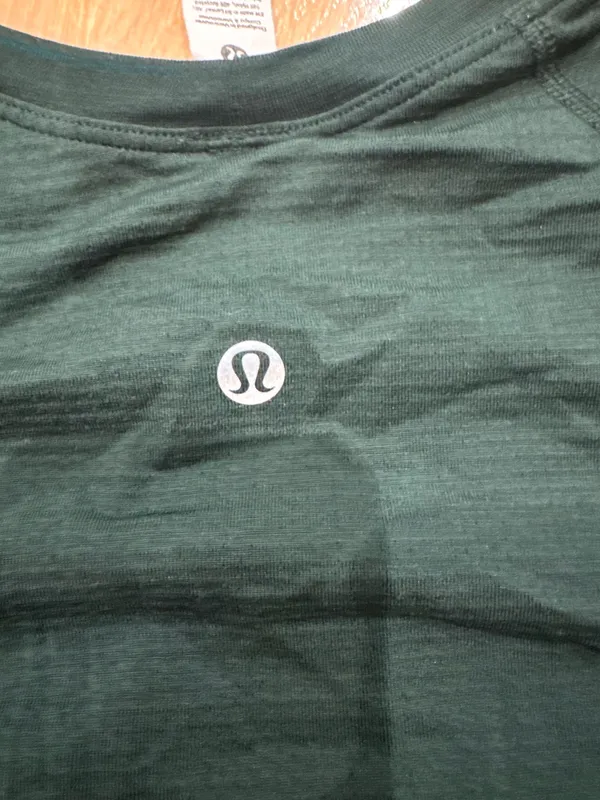 Lululemon Short Sleeve Swiftly Cropped - Image 3