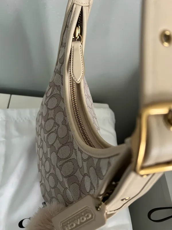 Coach Hobo Bag - Image 3