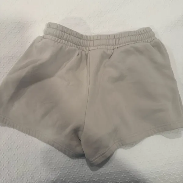 BP. Elastic Waist Fleece Shorts in Beige Pumice | Size Small - Image 3