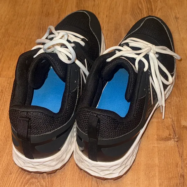 New Balance Men’s Sneakers - Image 3