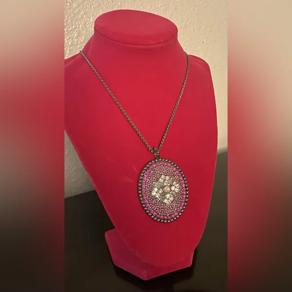Vintage Pink Crystal Floral Statement Pendant Necklace Silver Tone 16” - Image 2