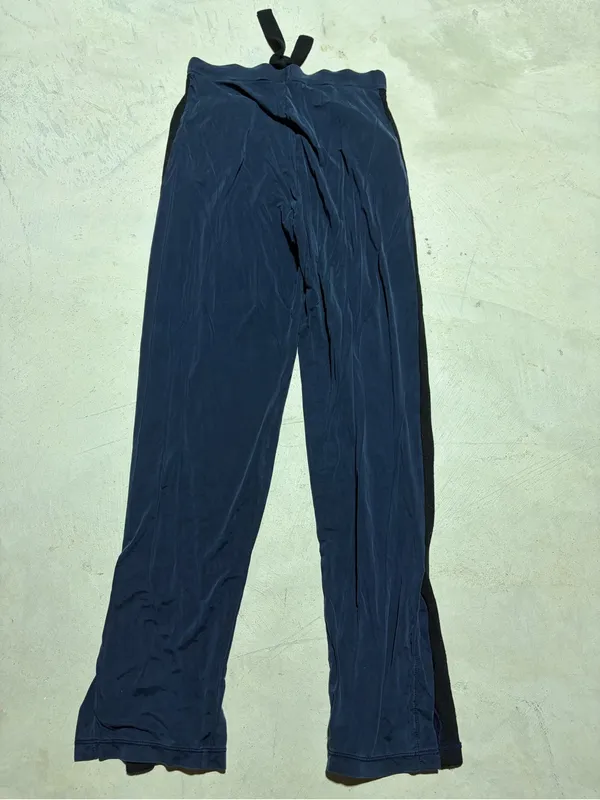 Summersalt Navy Drawstring lounge Pants with Black Side Stripe XS - Image 4