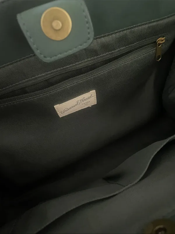 Universal Threads Dark Green suede tote Bag -like new with handles and strap - Image 5