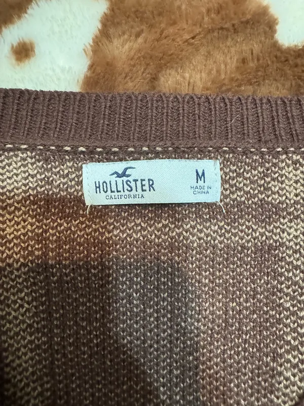 Hollister Cropped Sweater - Image 2