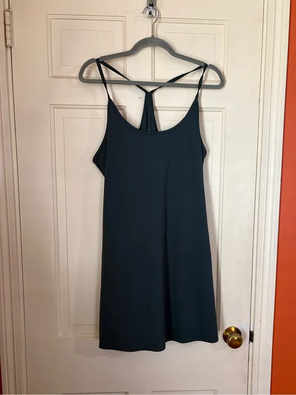 Quince Womens Size XL Ultra-Form Active Lined Forest Green Dress Built In Shorts - Image 7