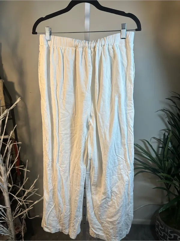 B104. CeCe White Elastic Waist Linen-Blend Wide leg pants - Image 3
