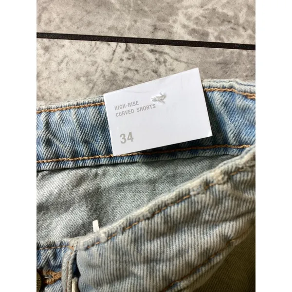 Zara High-Rise Curved Denim Shorts Light Wash Distressed Frayed Size 2 24 EU 34 - Image 7