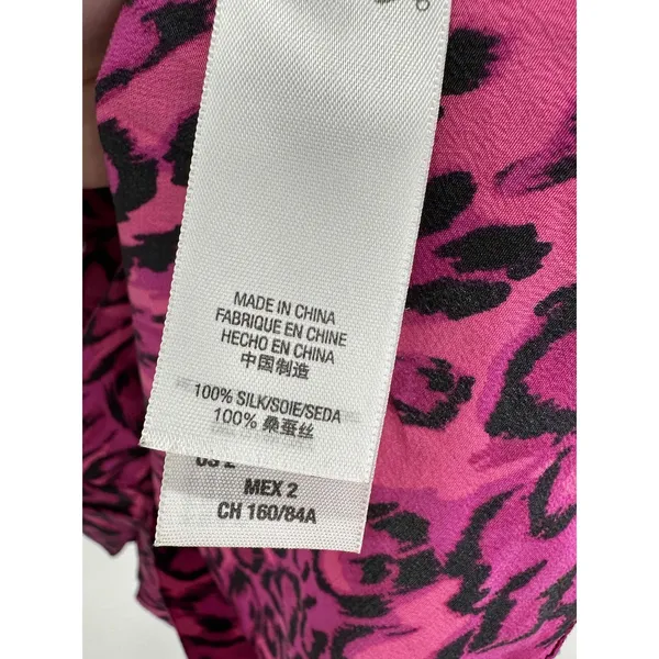 Juicy Couture Pink‎ Animal Print Short Sleeve Silk Blouse Women Size 2 - Image 5