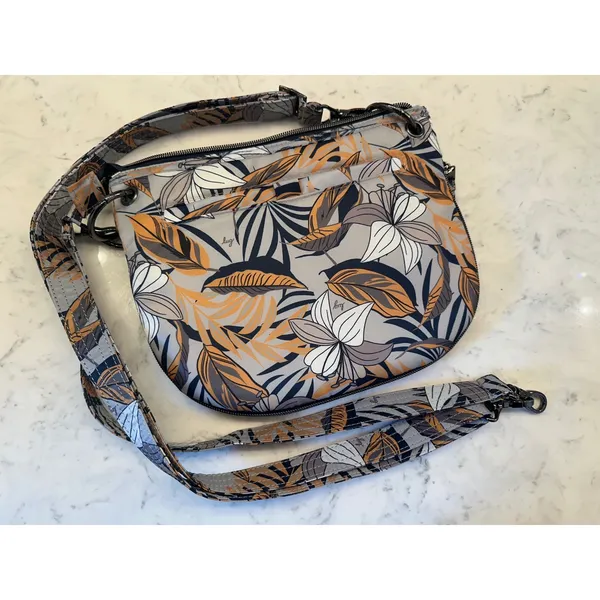 Lug Lily Grey‎ Clover Navy Floral Crossbody Bag RFID Travel Convertible NWOT - Image 9