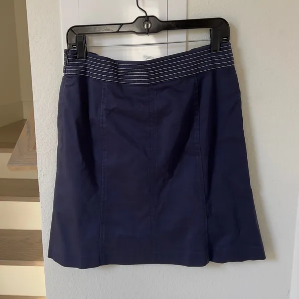 Lilly Pulitzer Mini Skirt in Navy Blue with White Stitching - Image 2